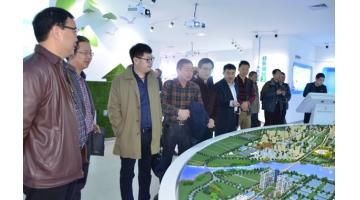 清華環(huán)?？偛冒似诎嗌W臨博世科參觀指導工作